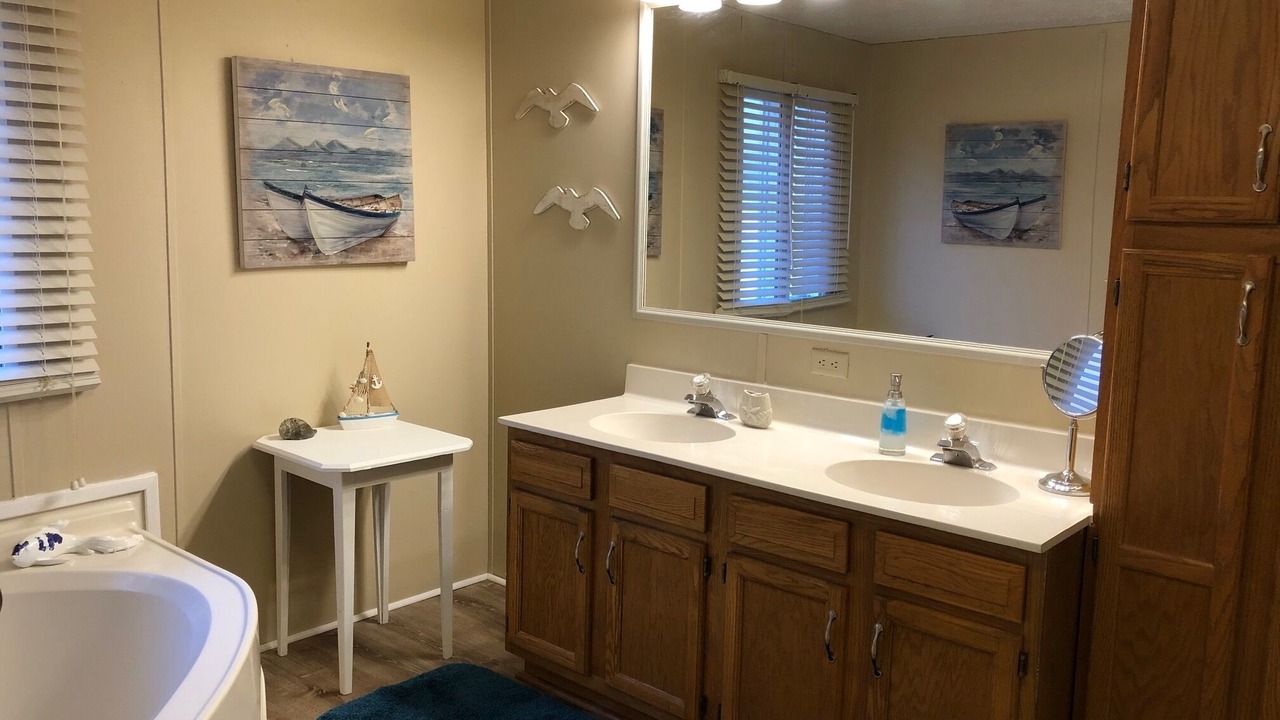 Photo of Bathroom in Lake Norman of Catawba