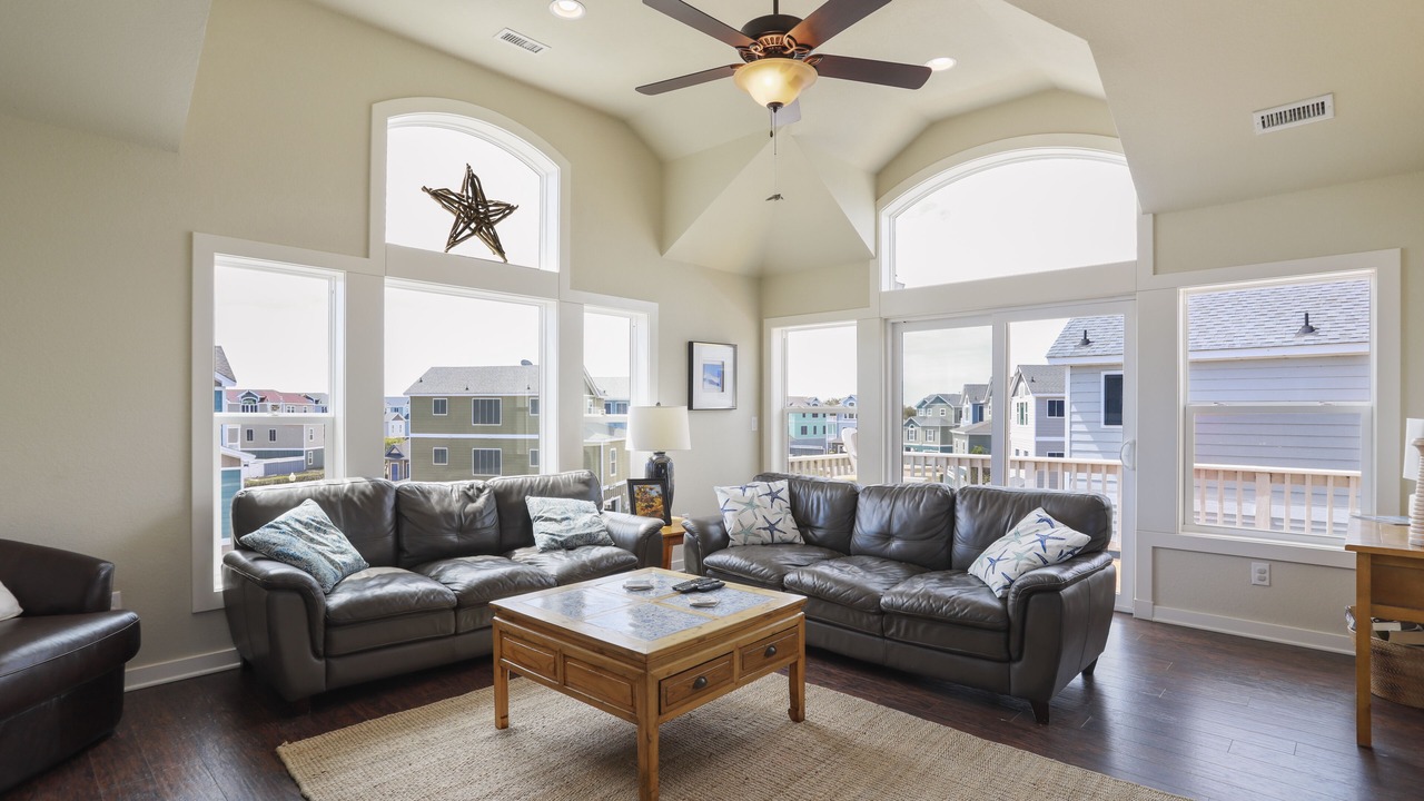 Photo of Bedroom in Whalehead Beach