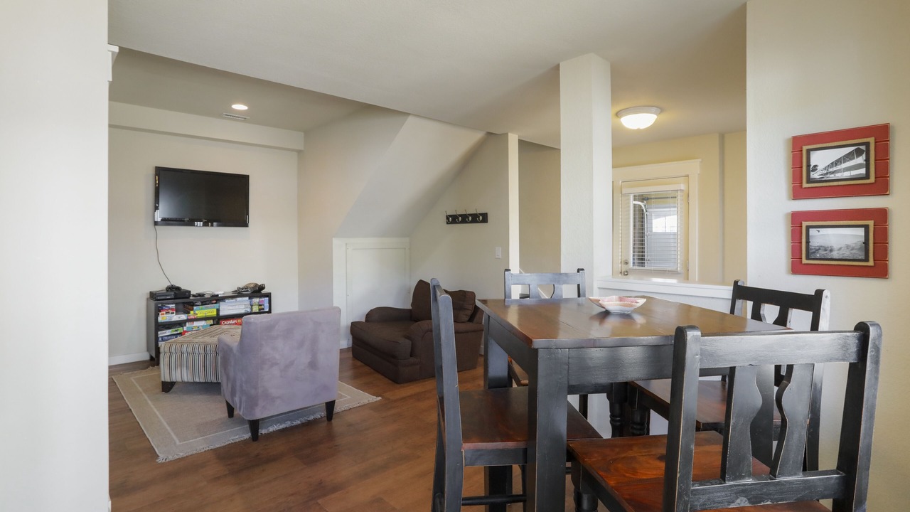 Photo of Bedroom in Whalehead Beach