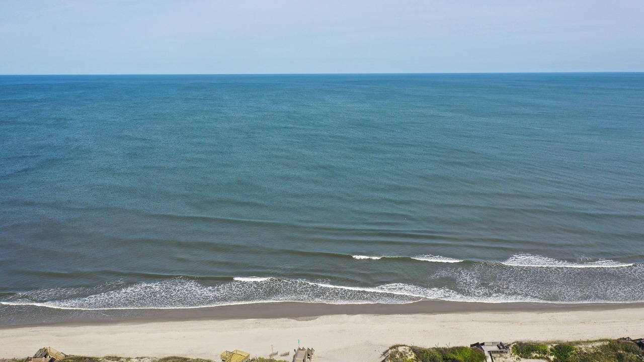 Photo of Others in Whalehead Beach