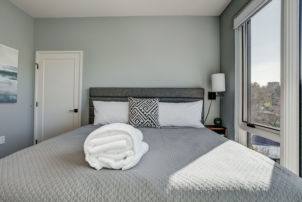 Photo of Bedroom in Historic Montford