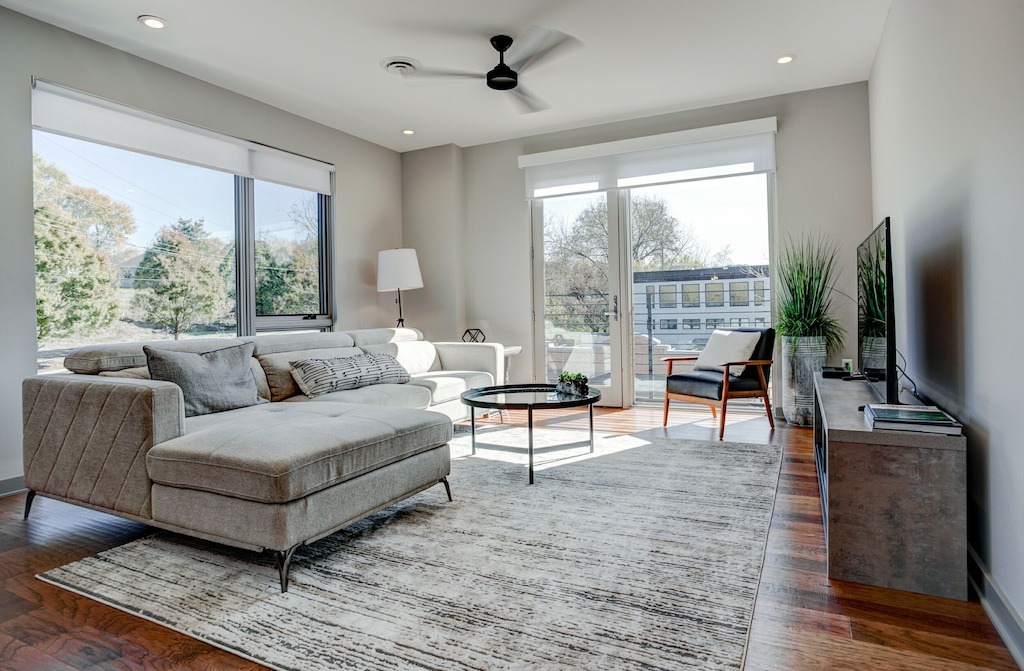 Photo of Livingroom in Historic Montford