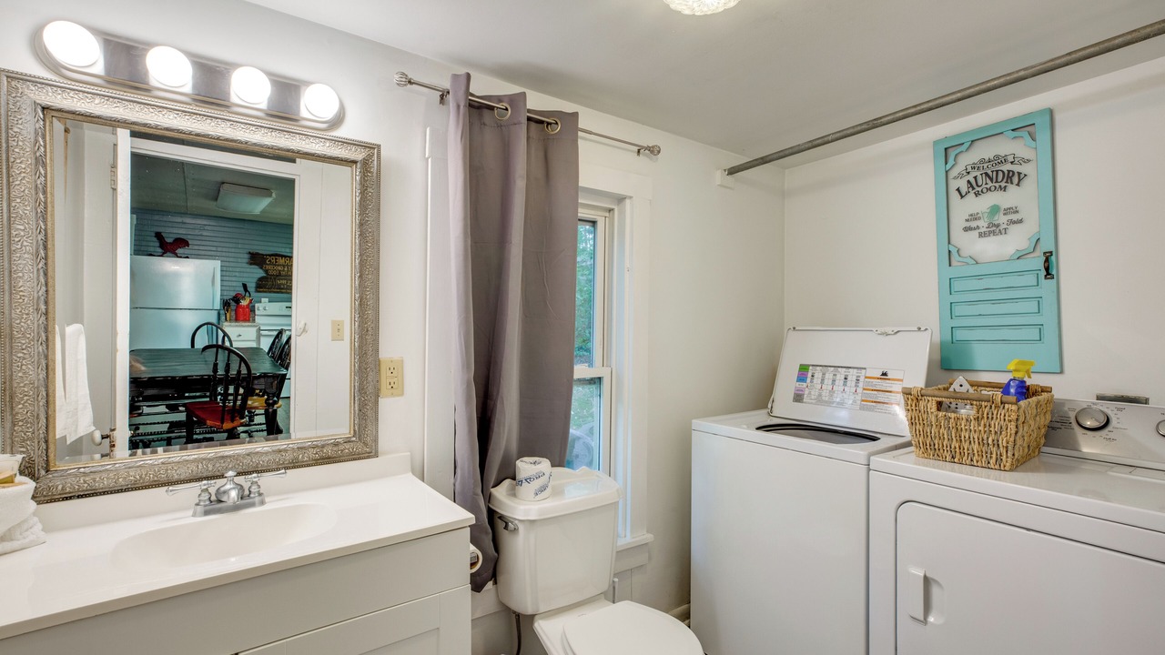Photo of Bathroom in West Jefferson