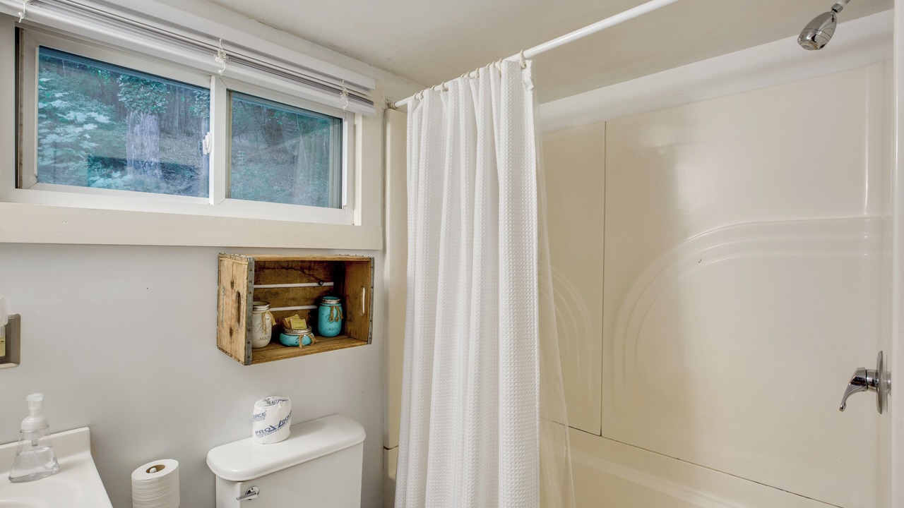 Photo of Bathroom in West Jefferson