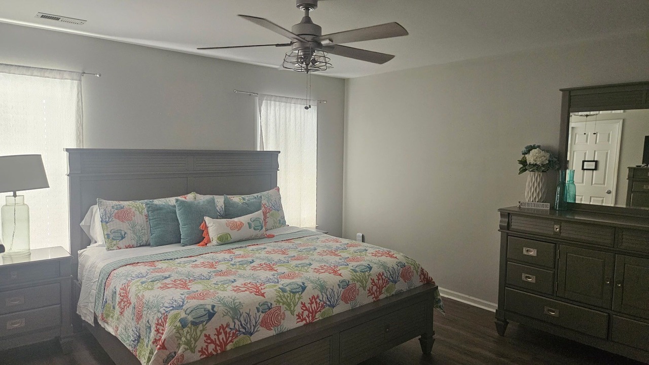 Photo of Bedroom in Tranquil Harbour
