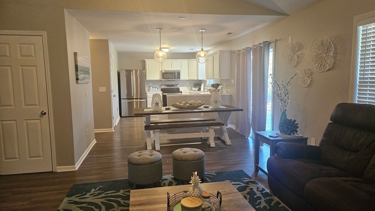 Photo of Livingroom in Tranquil Harbour