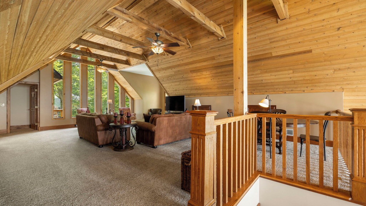Photo of Livingroom in Sapphire