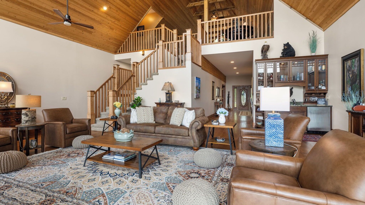 Photo of Livingroom in Sapphire