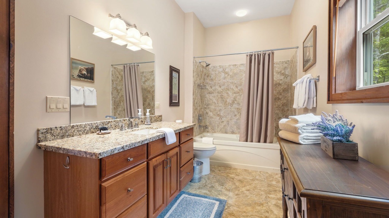 Photo of Bathroom in Sapphire