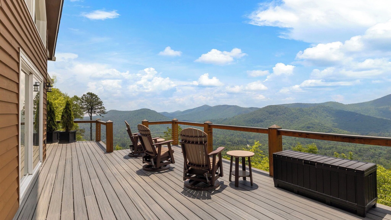 Photo of Patio Balcony in Sapphire