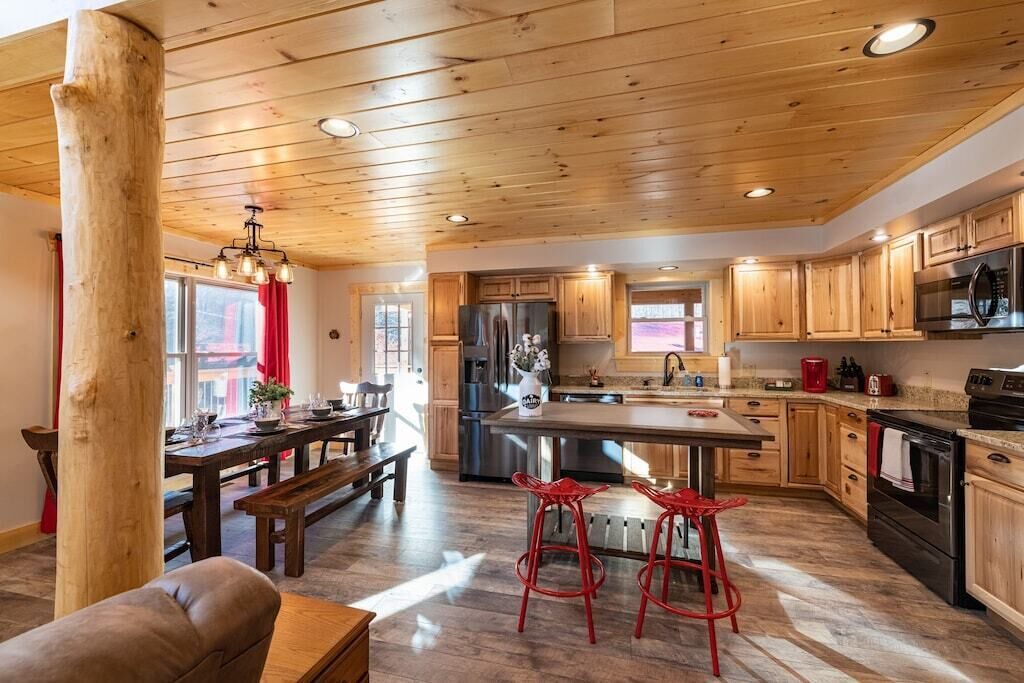 Photo of Kitchen in Maggie Valley