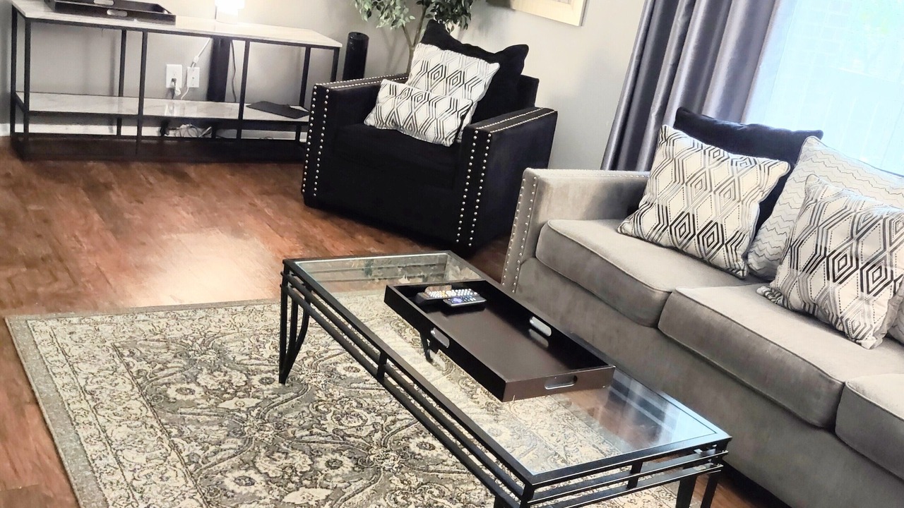 Photo of Livingroom in Southwest Raleigh