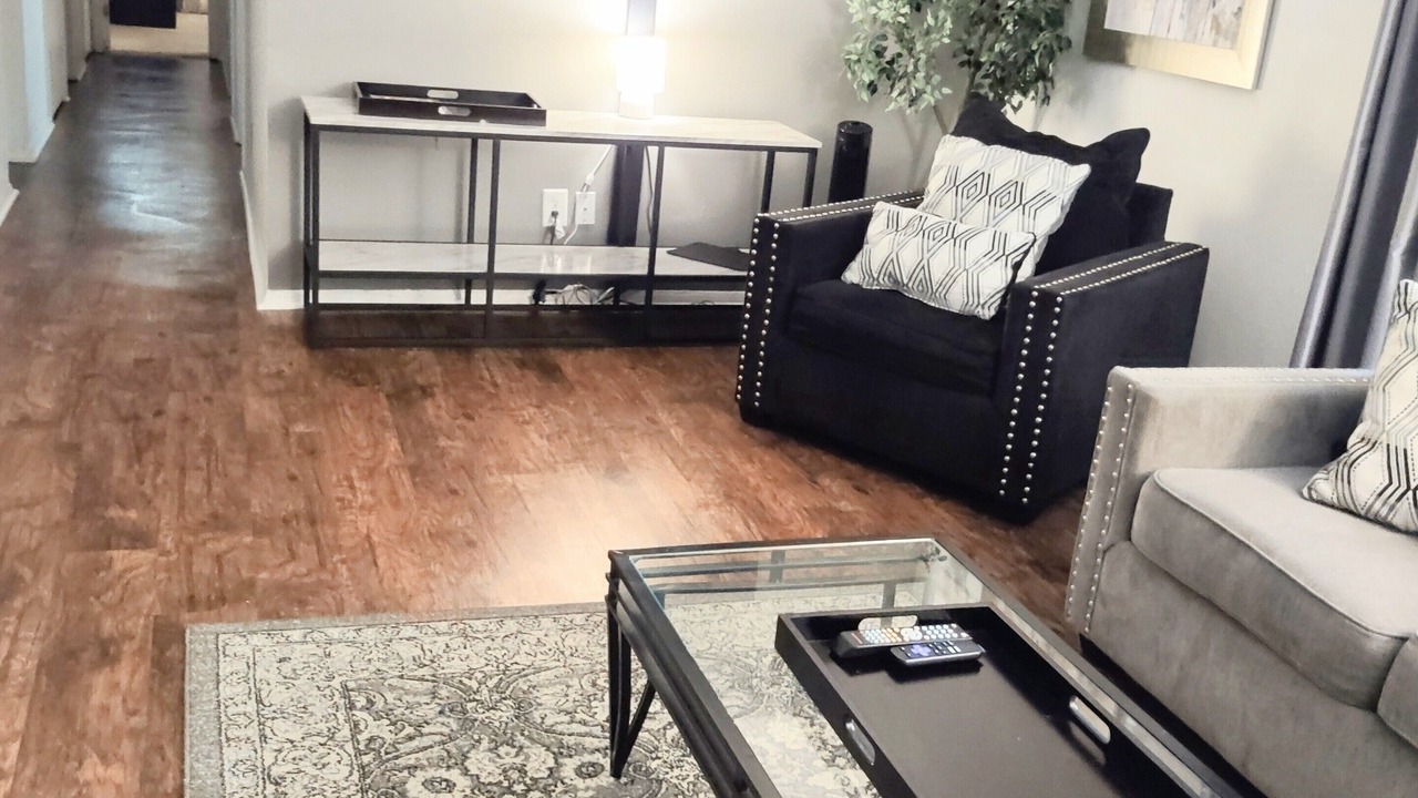 Photo of Livingroom in Southwest Raleigh