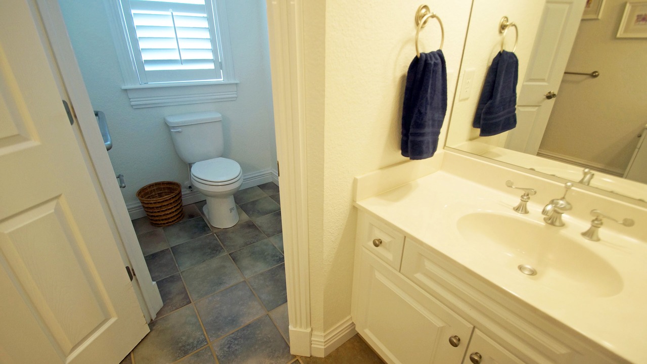 Photo of Bathroom in Kitty Hawk