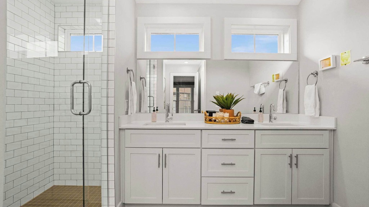 Photo of Bathroom in Historic Waverly
