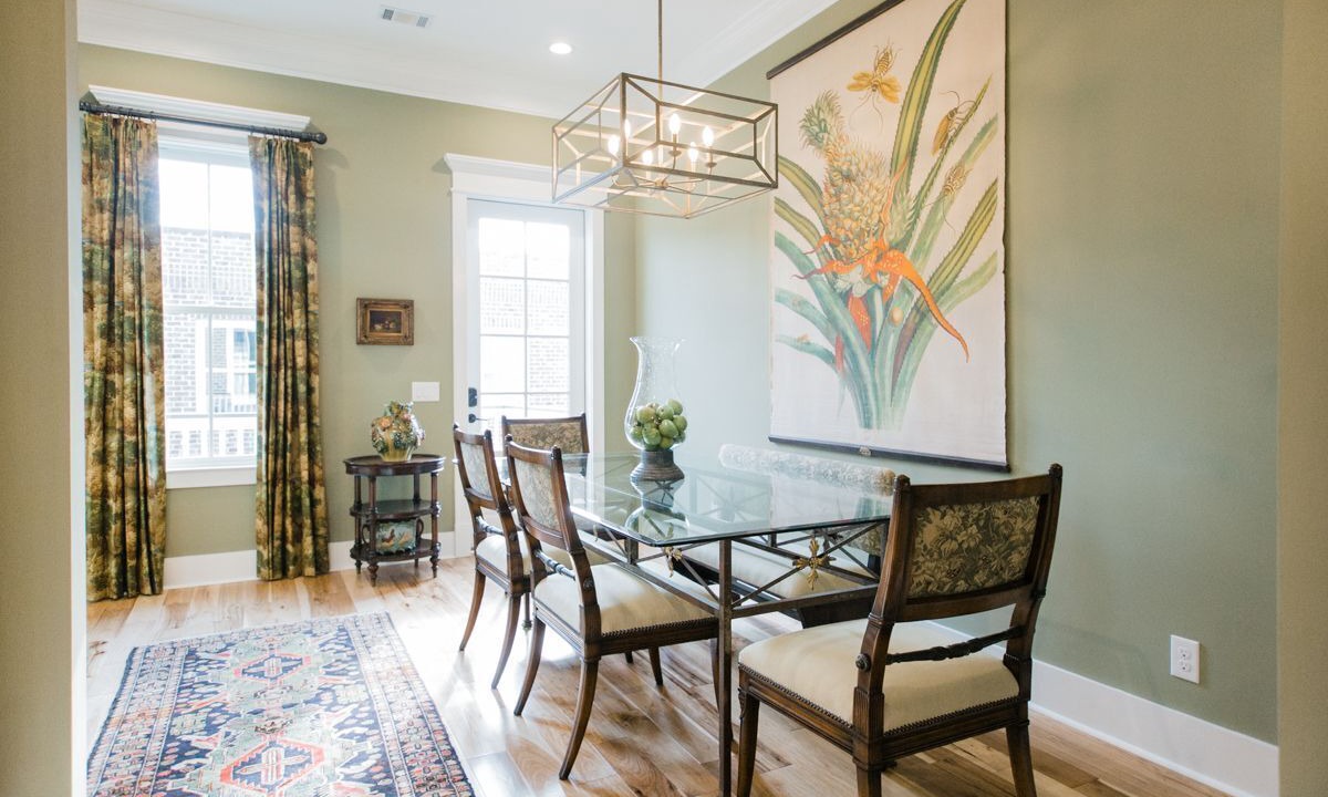 Photo of Bedroom in Historic District - North