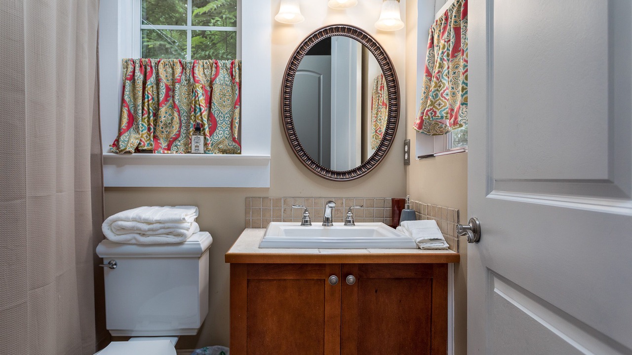 Photo of Bathroom in Woodfin