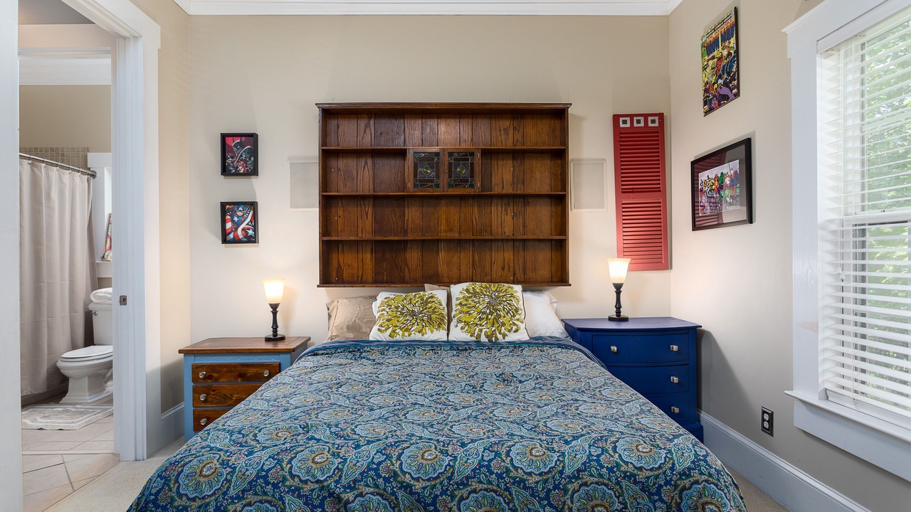 Photo of Bedroom in Woodfin