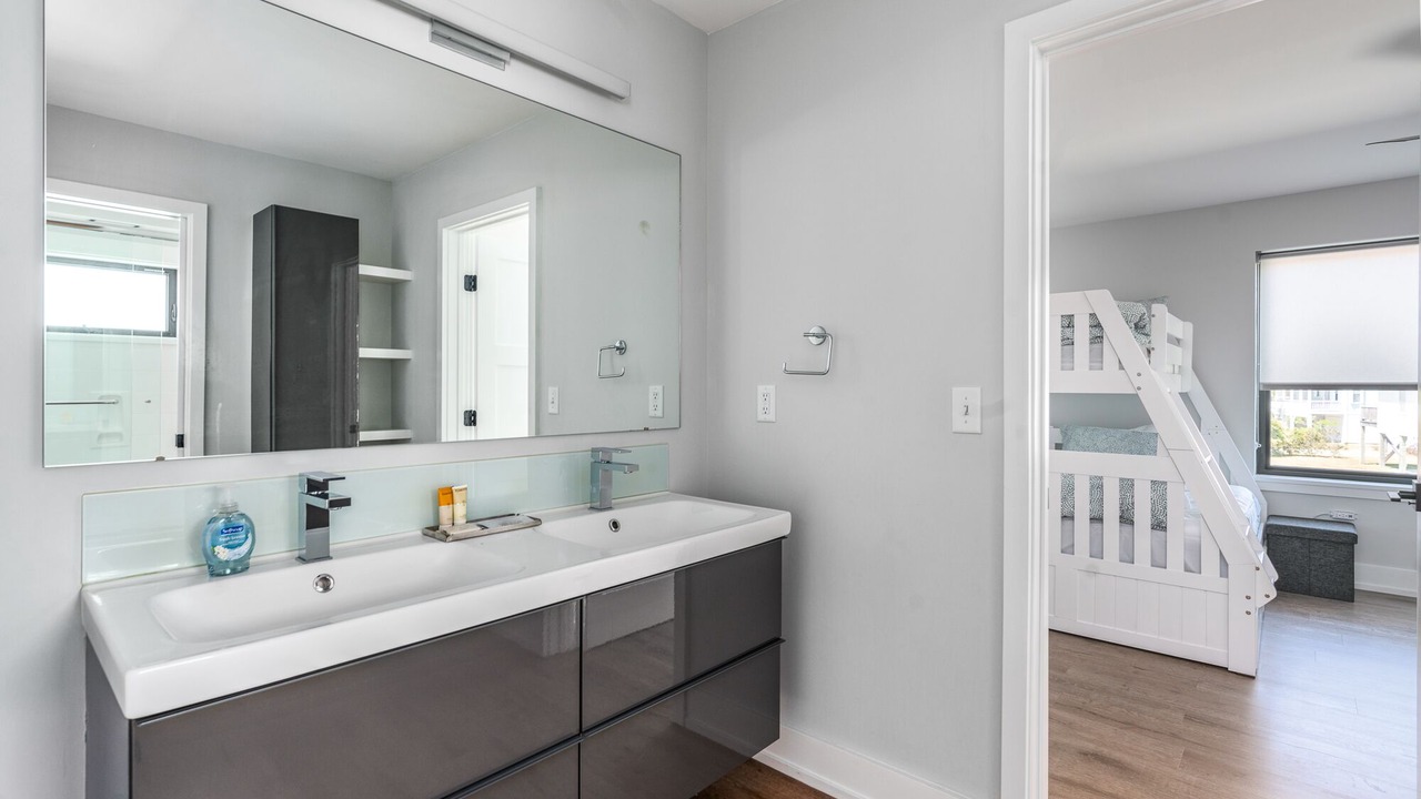 Photo of Bathroom in Carolina Beach
