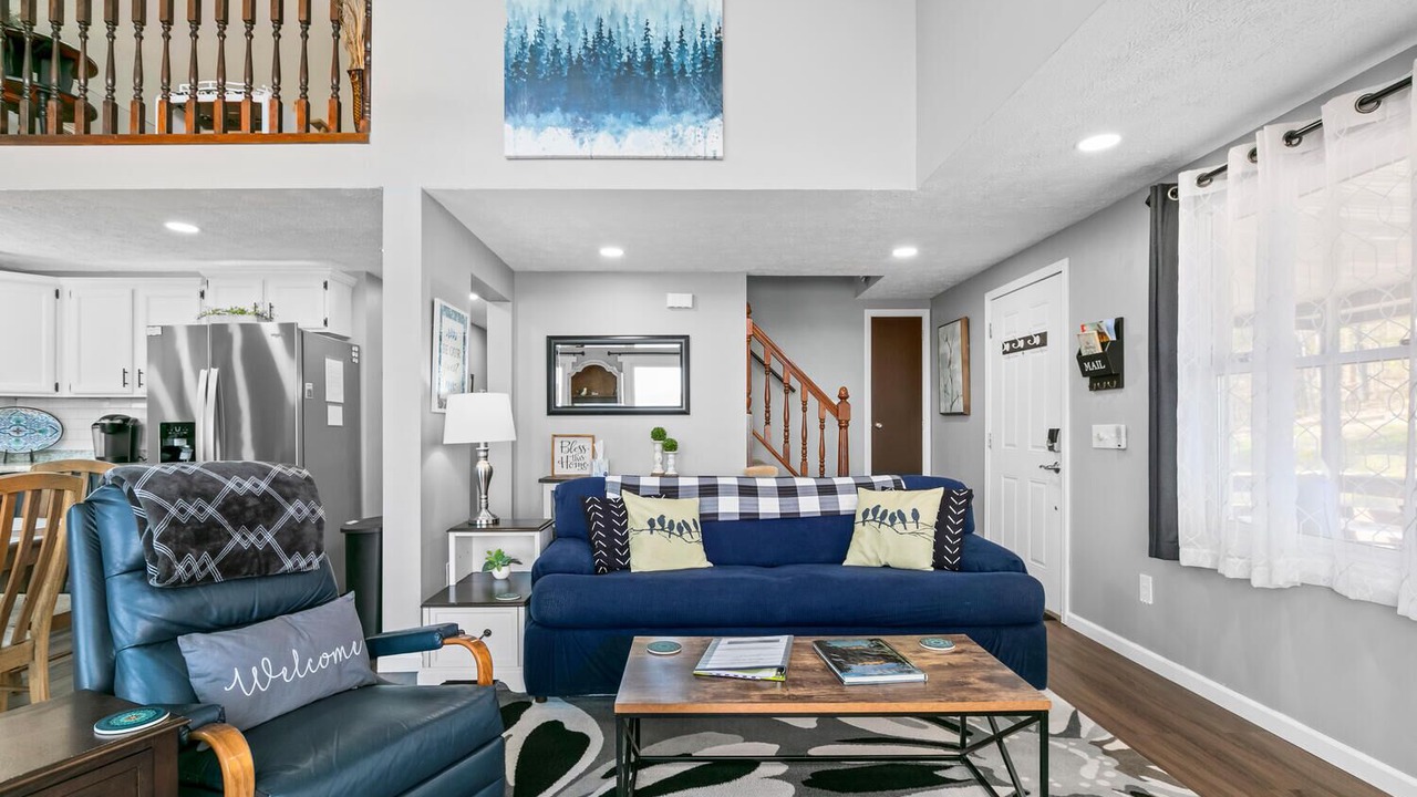 Photo of Livingroom in Hendersonville