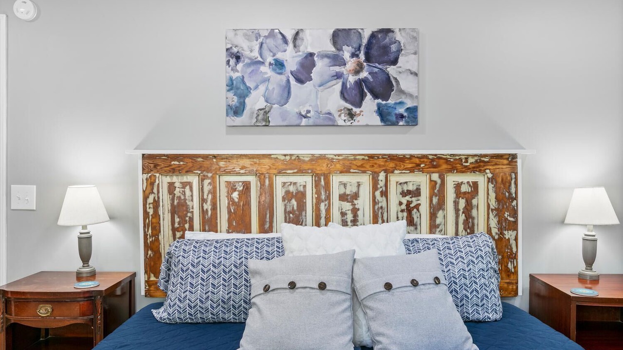 Photo of Bedroom in Hendersonville