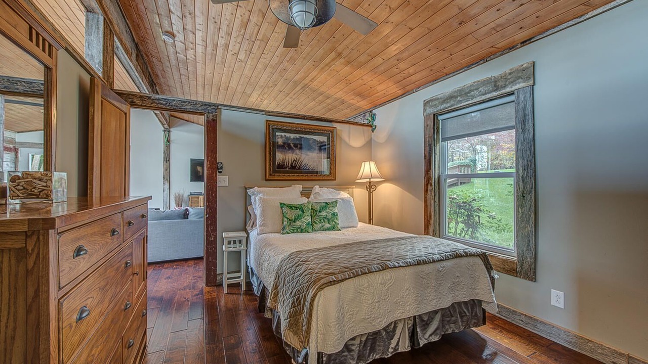 Photo of Bedroom in Belmont