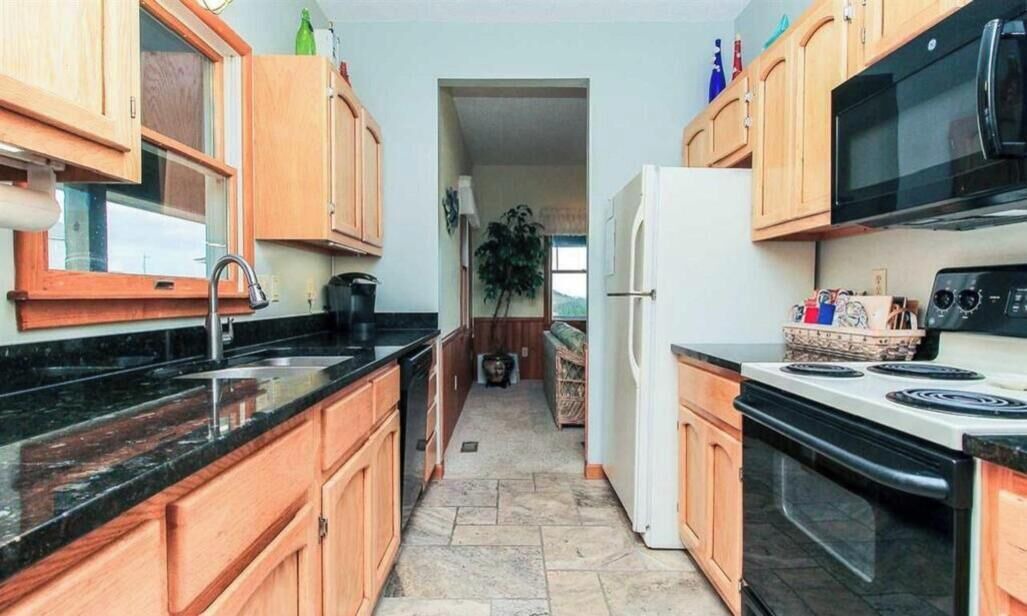 Photo of Kitchen in Corolla