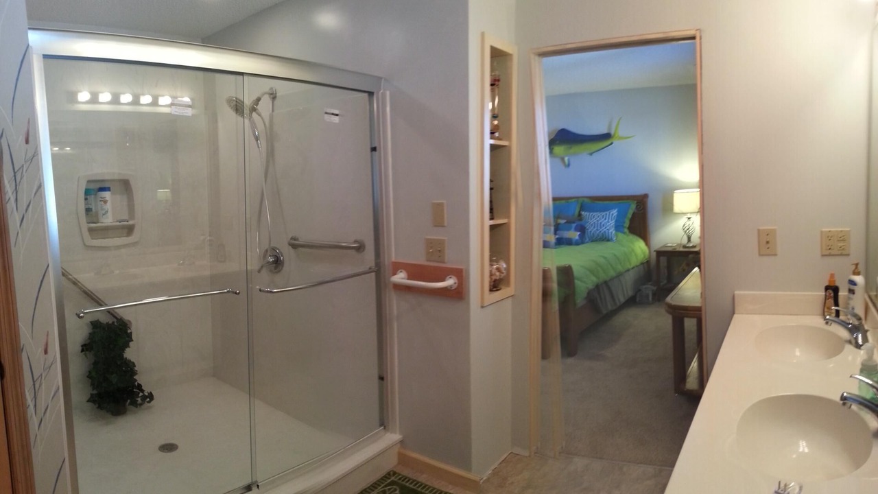 Photo of Bathroom in Ocean Isle Beach