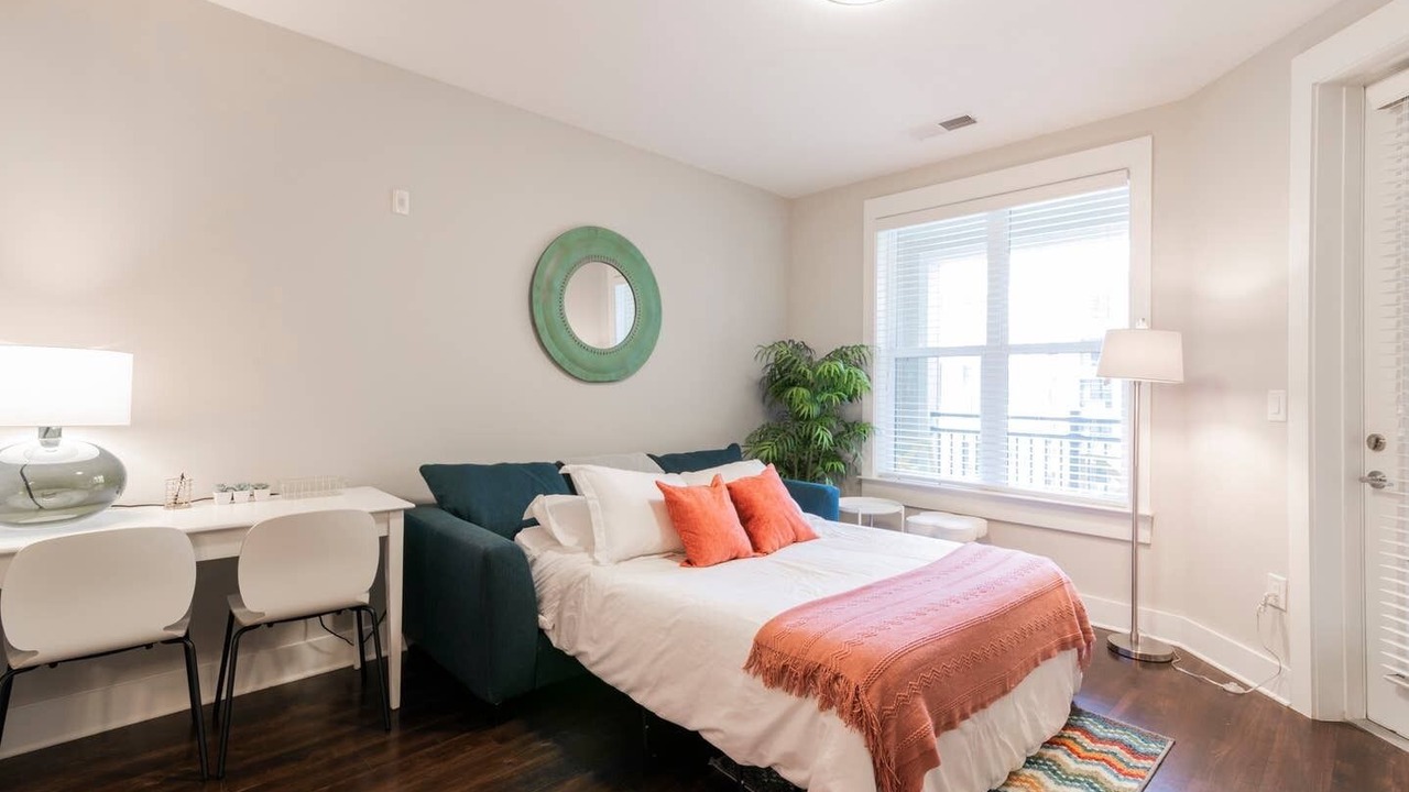 Photo of Bedroom in Myers Park