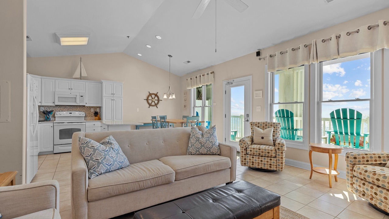 Photo of Livingroom in Indian Beach