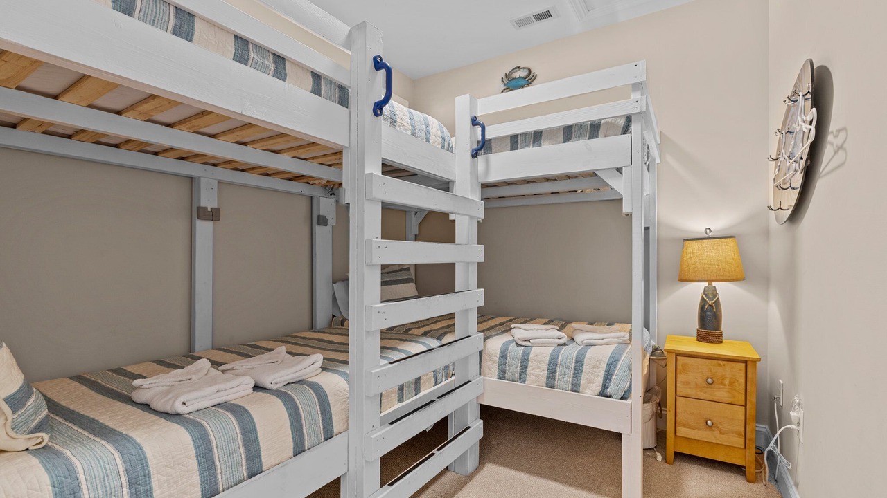 Photo of Bedroom in Indian Beach