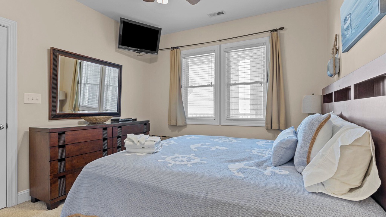 Photo of Bedroom in Indian Beach
