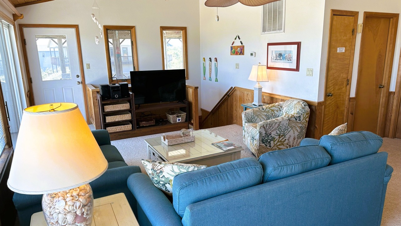 Photo of Livingroom in Whalehead Beach