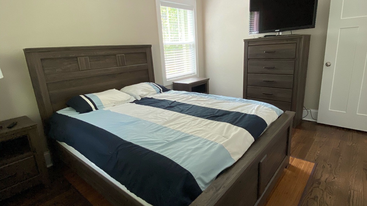 Photo of Bedroom in Villa Heights