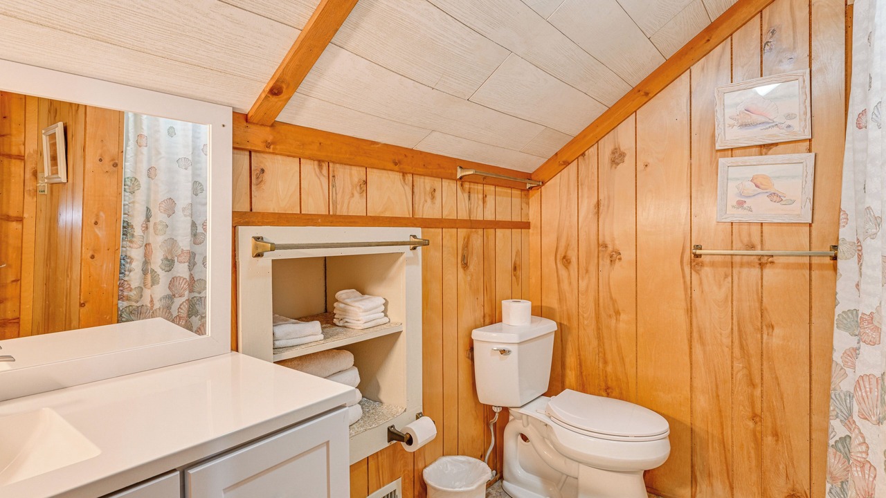 Photo of Bathroom in Mayhew