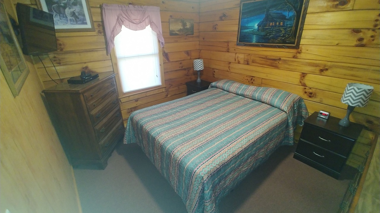 Photo of Bedroom in Cherokee