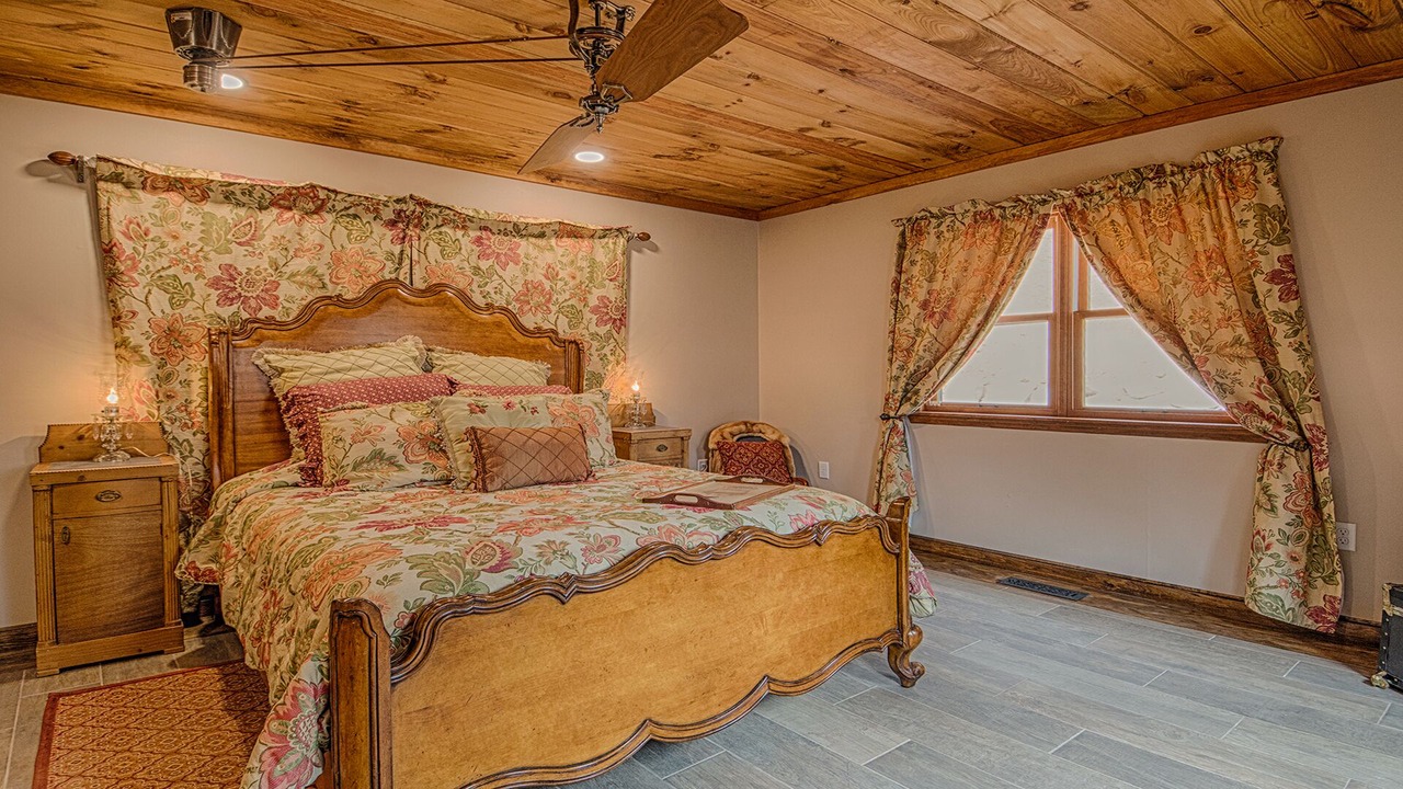 Photo of Bedroom in Clyde