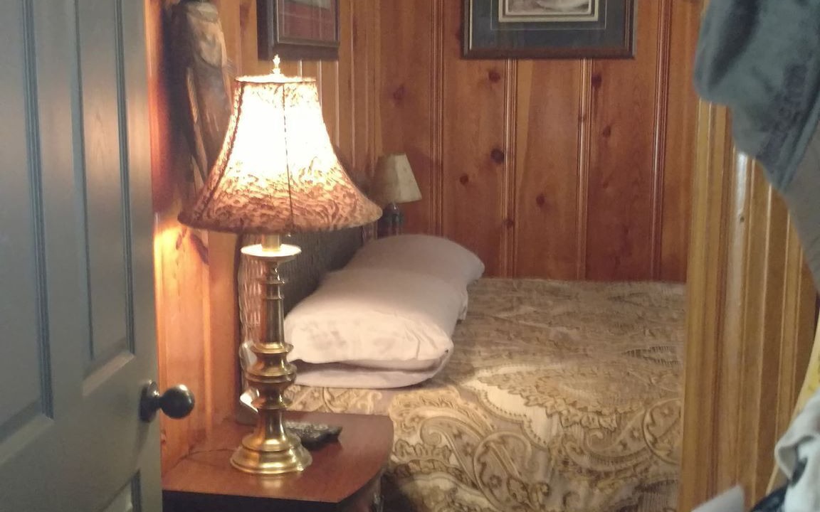 Photo of Bedroom in Guntersville