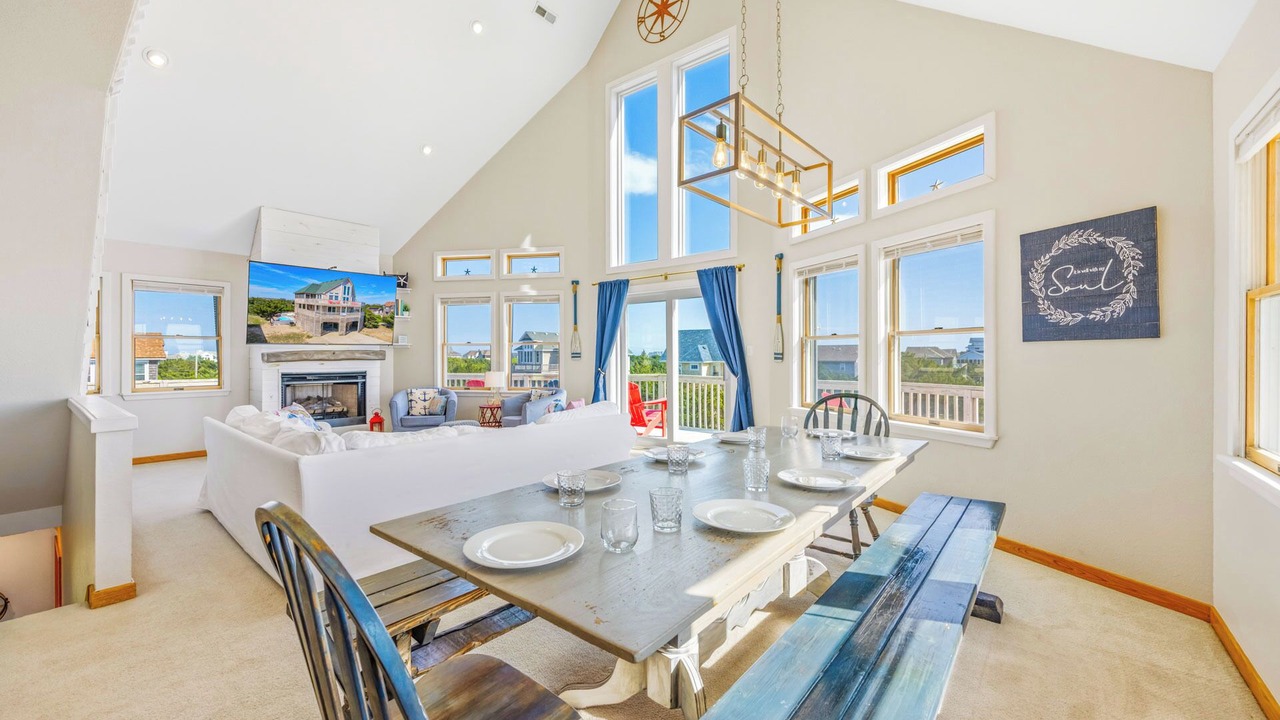 Photo of Livingroom in Waves