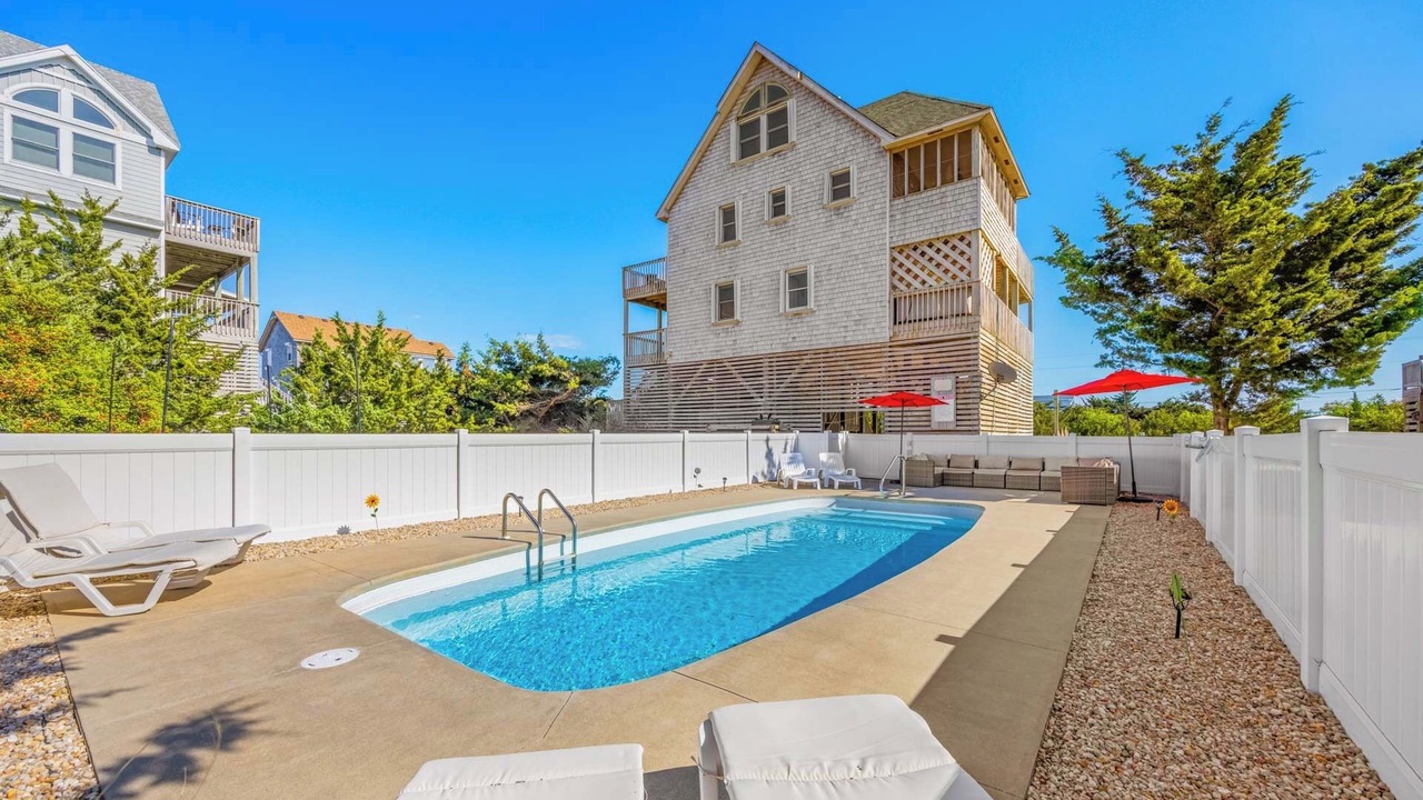 Photo of Outdoor in Waves