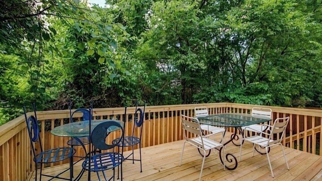 Photo of Outdoor in East End
