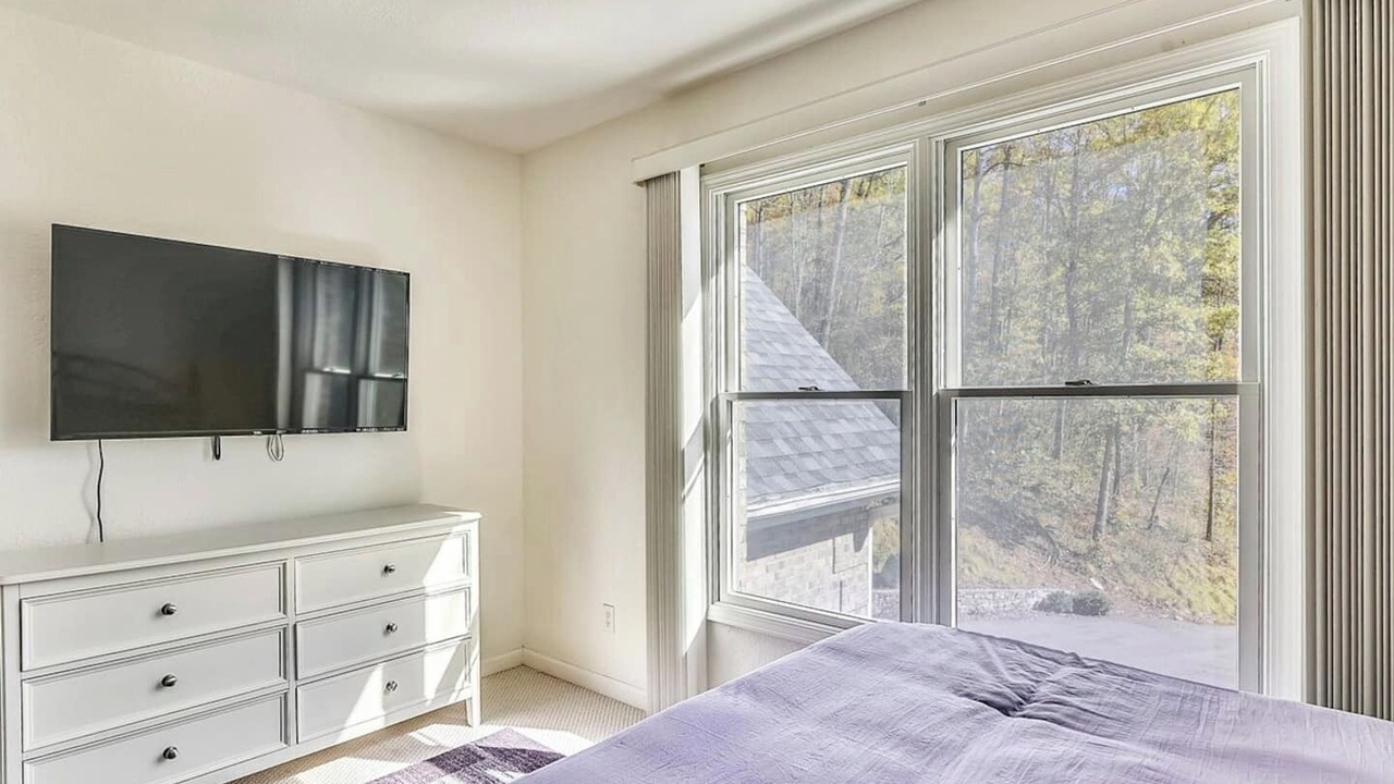 Photo of Bedroom in Skyland