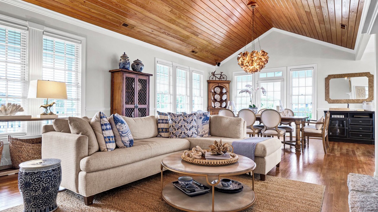 Photo of Livingroom in Shell Island