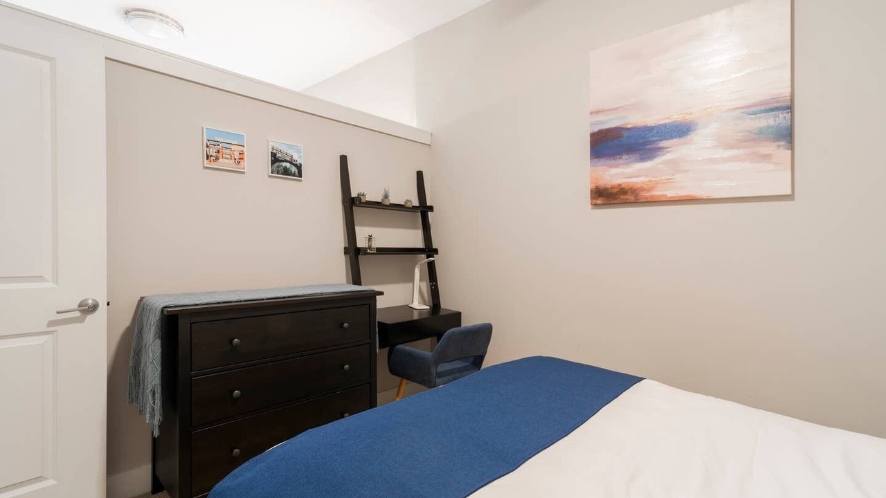 Photo of Bedroom in Myers Park