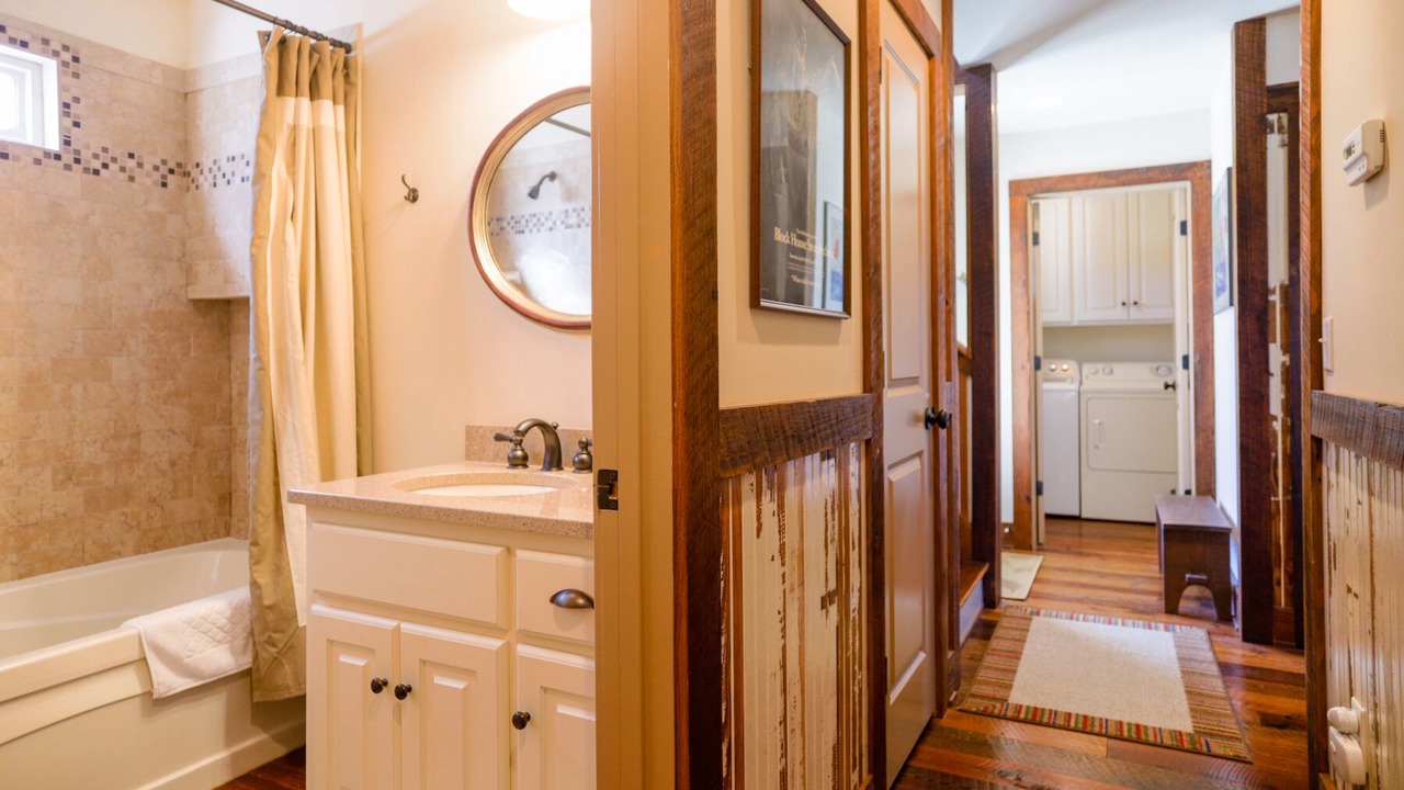 Photo of Bathroom in Minnesott Beach