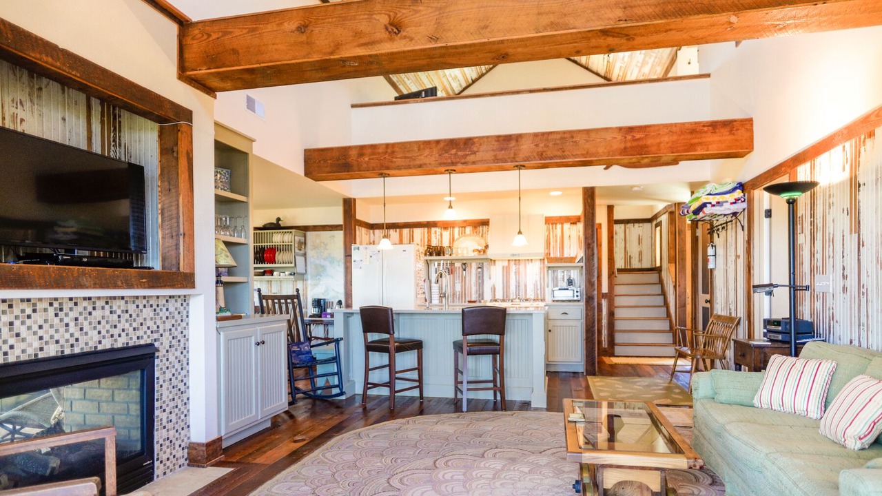 Photo of Livingroom in Minnesott Beach