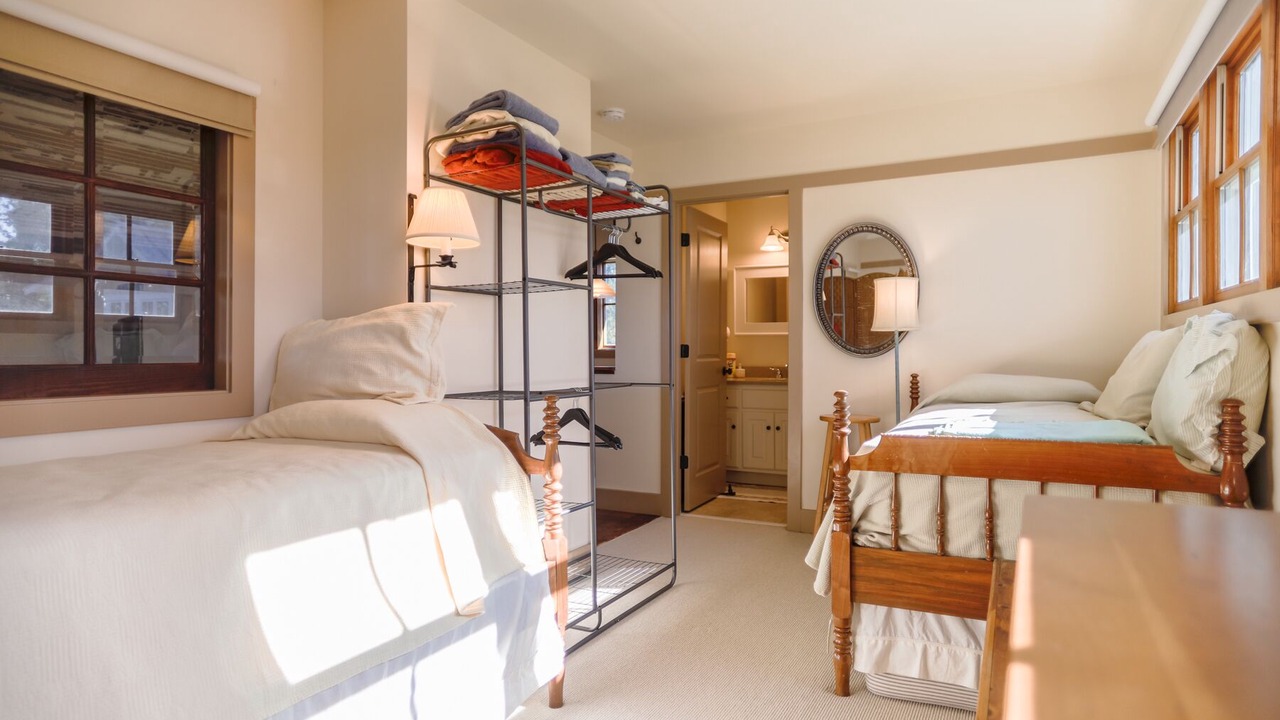 Photo of Bedroom in Minnesott Beach
