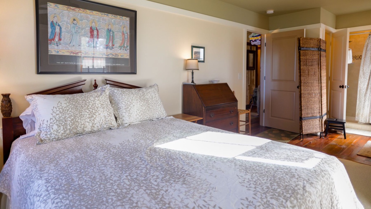 Photo of Bedroom in Minnesott Beach