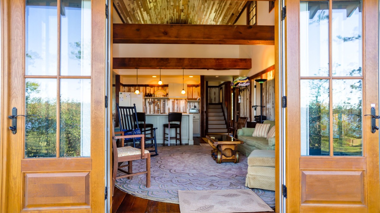 Photo of Livingroom in Minnesott Beach