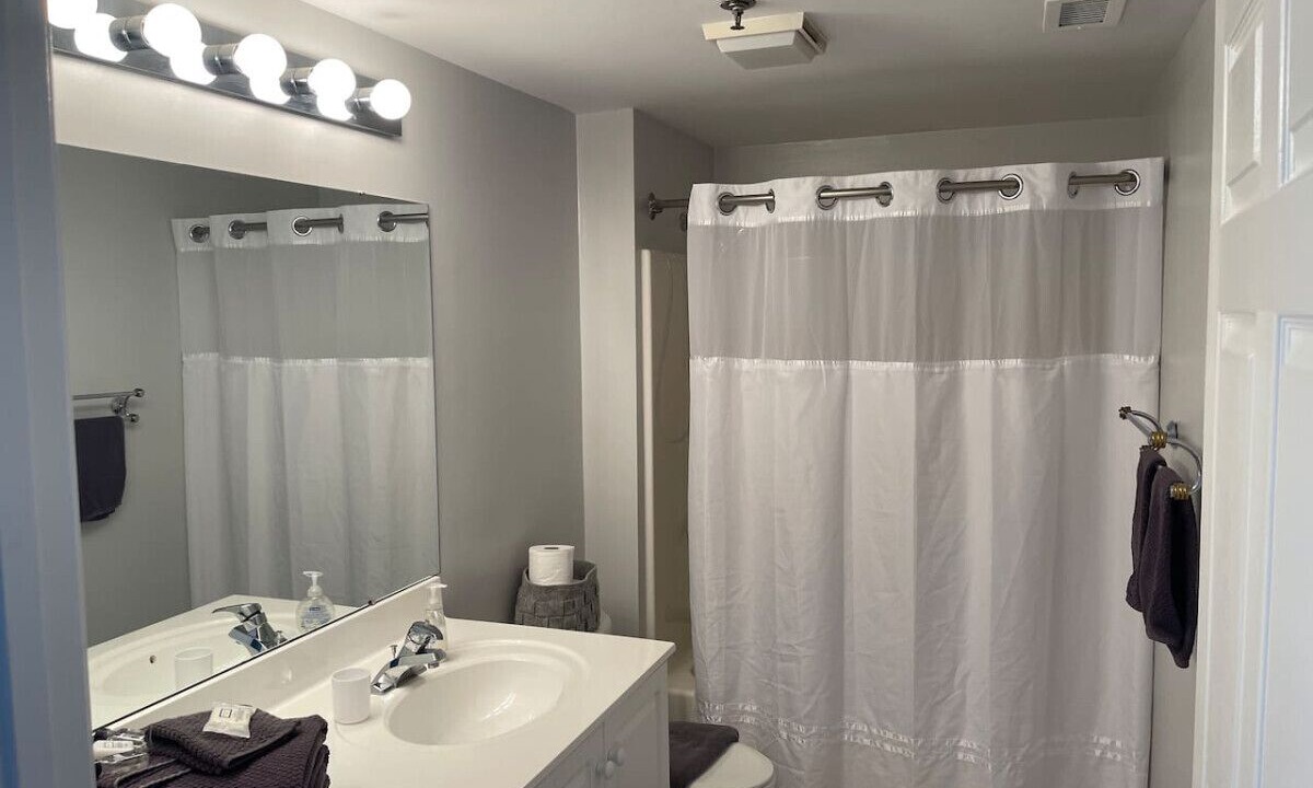 Photo of Bathroom in Downtown Wilmington